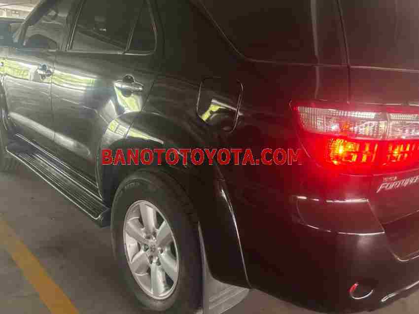 Bán Toyota Fortuner 2.7V 4x4 AT đời 2010 xe đẹp - giá tốt