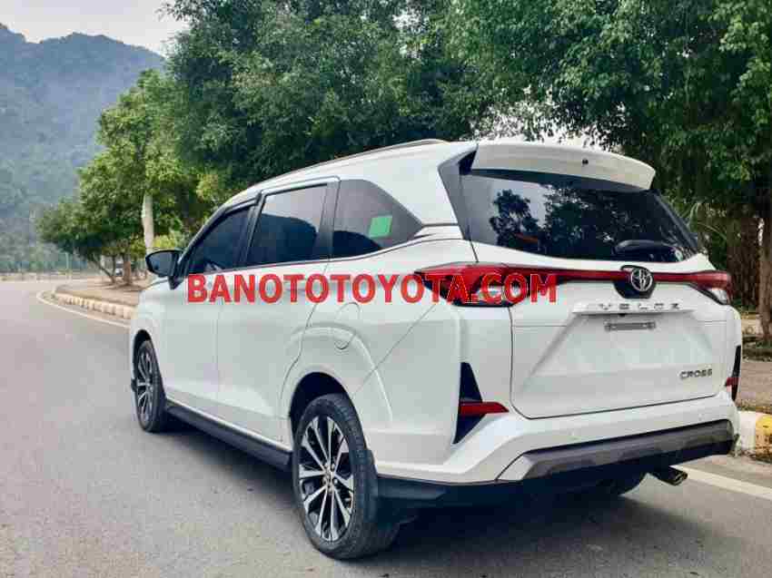 Cần bán gấp Toyota Veloz Cross Top 1.5 CVT đời 2022, màu Trắng