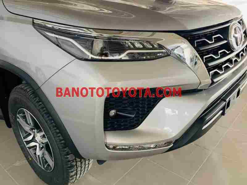 Bán xe Toyota Fortuner 2.4L 4x2 AT 2024