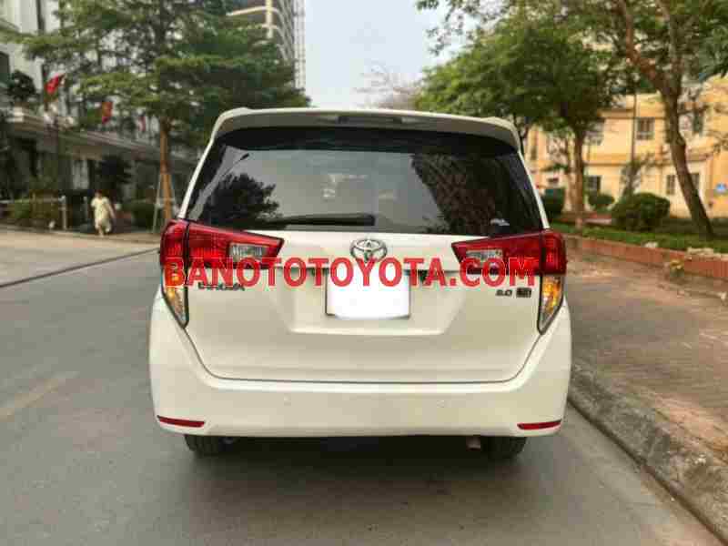 Cần bán gấp xe Toyota Innova 2.0E 2019 màu Trắng