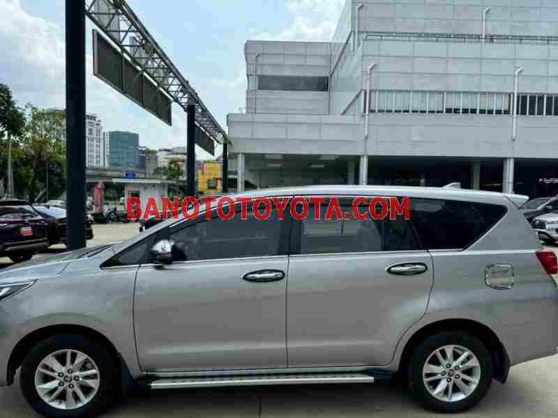 Toyota Innova 2.0E model 2019 xe chuẩn hết ý