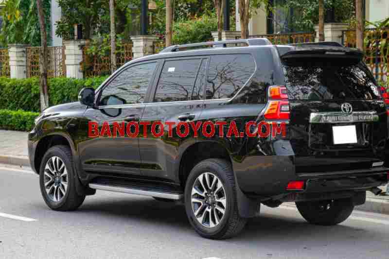 Cần bán gấp xe Toyota Prado VX 2.7L 2023 màu Đen