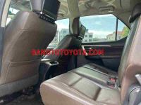 Bán Toyota Fortuner 2.4G 4x2 AT 2018 - Trắng