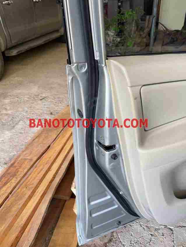 Cần bán xe Toyota Innova Số tay 2010