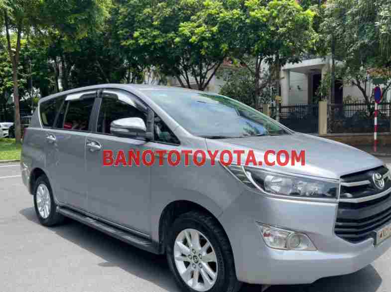 Bán xe Toyota Innova 2.0E đời 2018 - Giá tốt