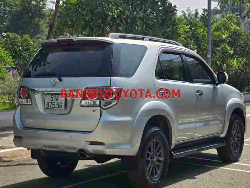 Cần bán xe Toyota Fortuner 2.7V 4X2 AT sx 2016