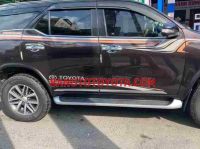 Cần bán nhanh Toyota Fortuner 2.7V 4x4 AT 2017 cực đẹp