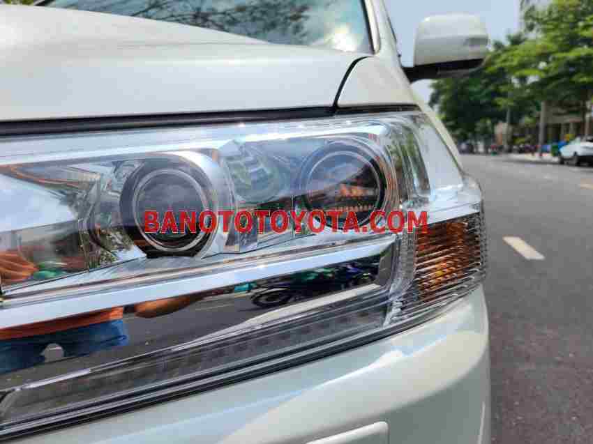 Toyota Land Cruiser 4.6 V8 2020 Máy xăng đẹp long lanh