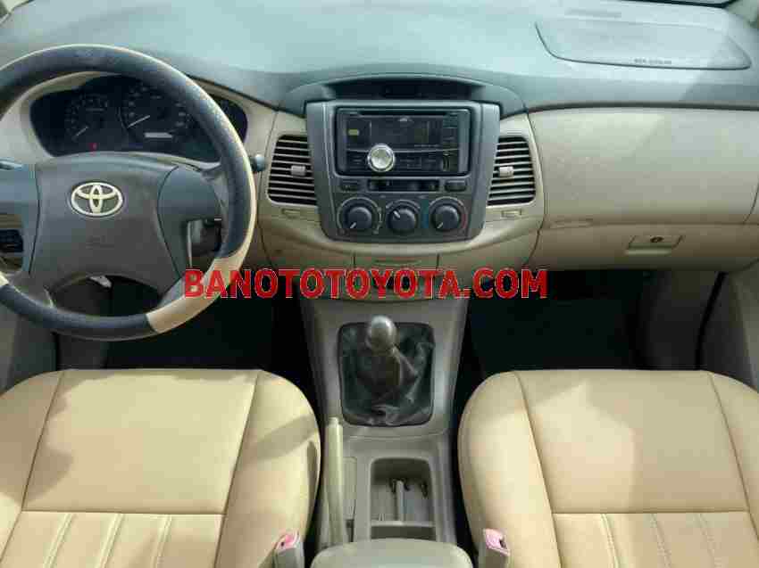 Toyota Innova 2.0E 2014 Máy xăng đẹp long lanh