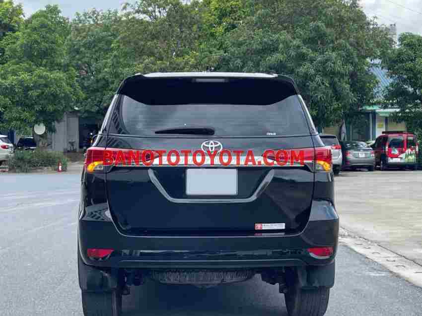 Toyota Fortuner 2.4L 4x2 AT model 2022 xe chuẩn hết ý