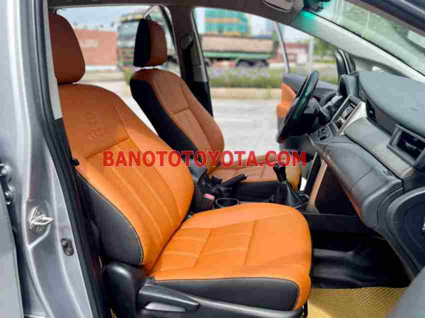 Bán Toyota Innova 2.0E đời 2017 xe đẹp - giá tốt