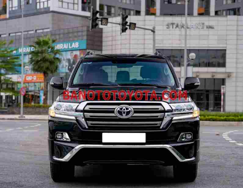 Cần bán gấp Toyota Land Cruiser 4.6 V8 đời 2019, màu Đen