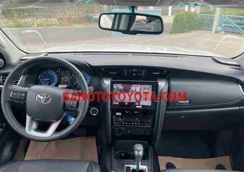 Bán xe Toyota Fortuner 2.7L 4x4 AT màu Trắng 2024