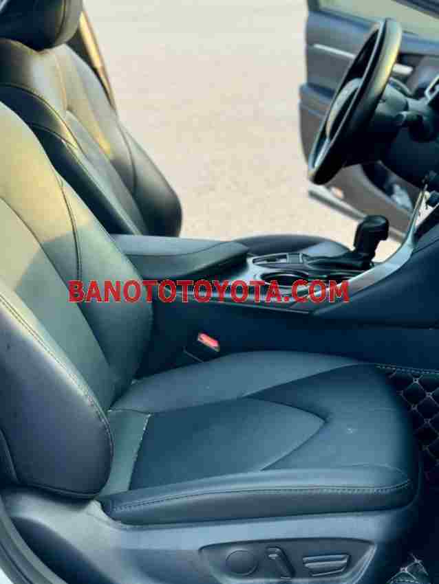 Cần bán xe Toyota Camry 2.0G 2020, xe đẹp