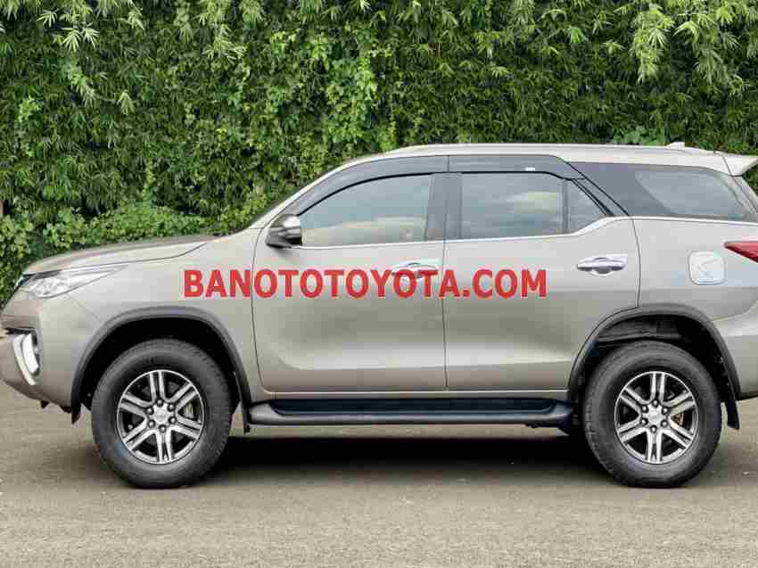 Toyota Fortuner 2.4G 4x2 AT model 2019 xe chuẩn hết ý