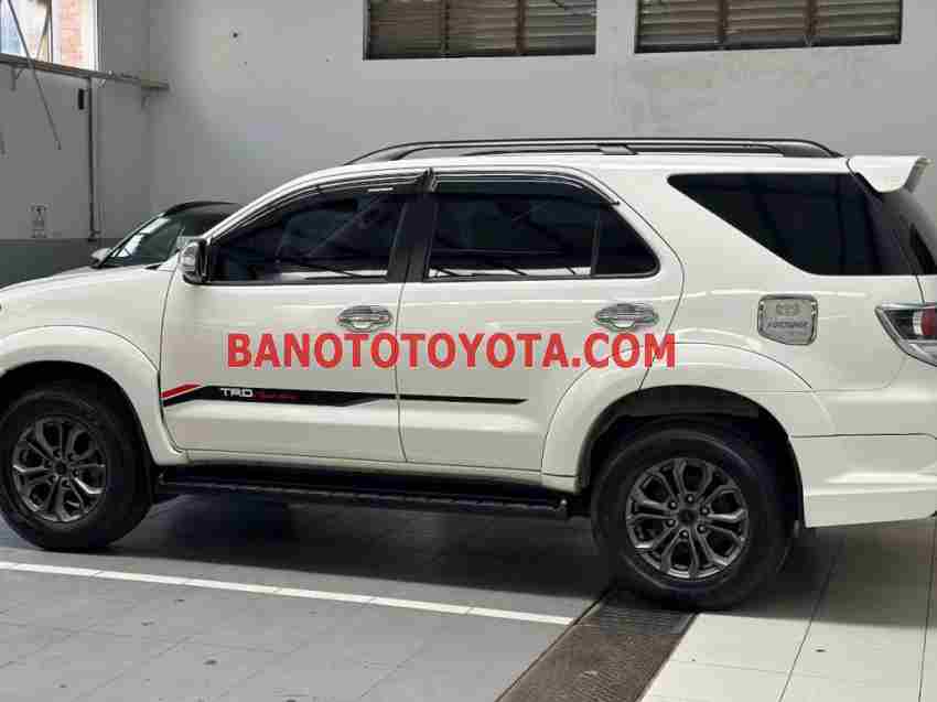 Cần bán gấp Toyota Fortuner TRD Sportivo 4x2 AT năm 2015 giá cực tốt