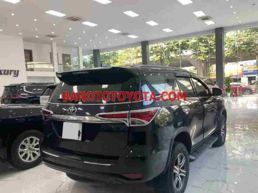 Cần bán gấp Toyota Fortuner 2.7V 4x2 AT năm 2019 giá cực tốt