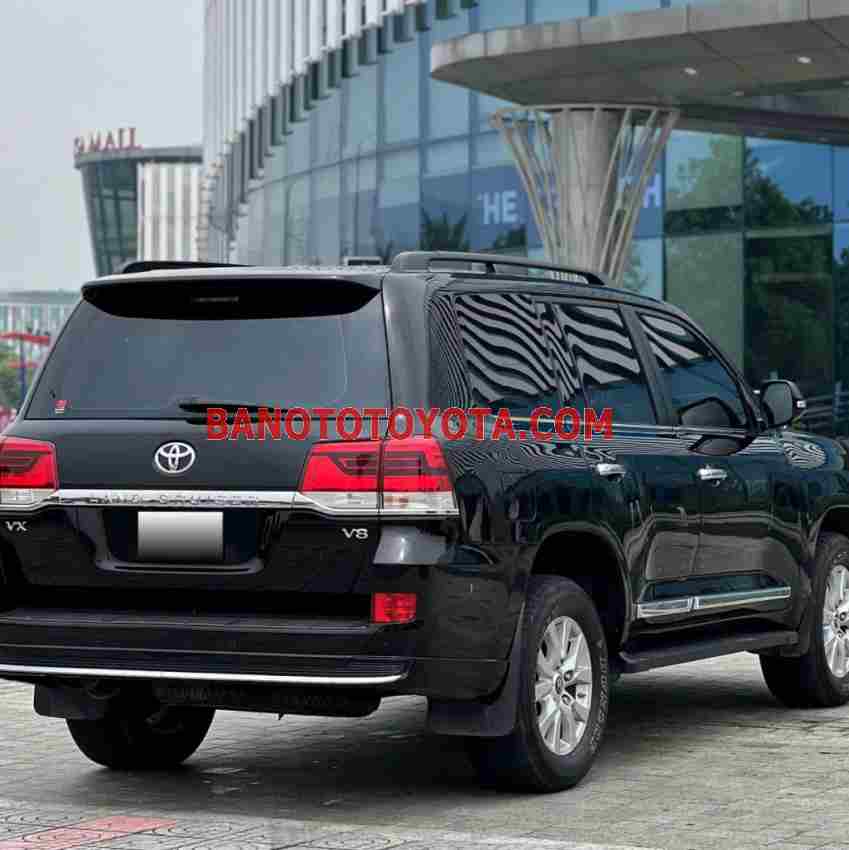 Cần bán xe Toyota Land Cruiser VX 4.6 V8 2017, xe đẹp