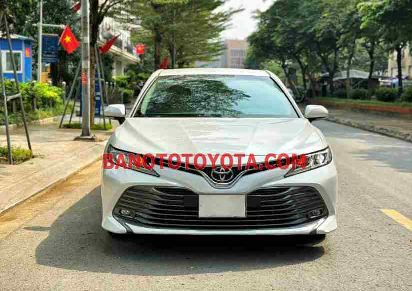 Toyota Camry 2.0G 2019, xe đẹp, hết ý