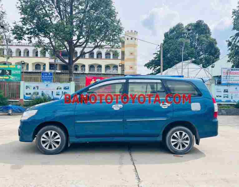 Toyota Innova 2.0E 2015 giá cực tốt