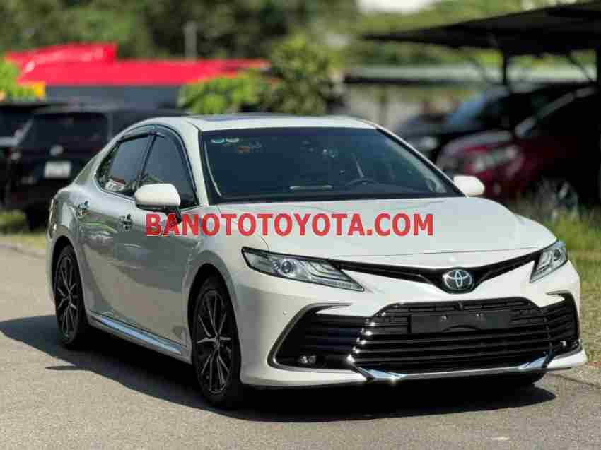 Cần bán gấp Toyota Camry 2.5Q năm 2022 giá cực tốt