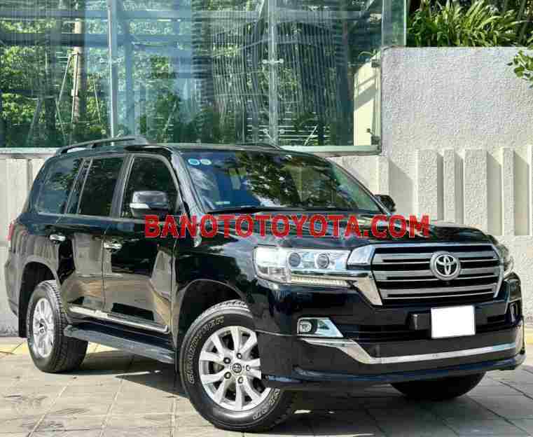 Cần bán Toyota Land Cruiser VX 4.6 V8 2017 - Số tự động