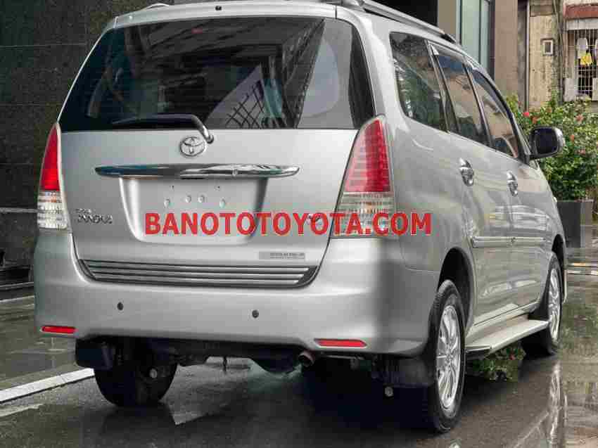 Toyota Innova V năm 2011 cần bán