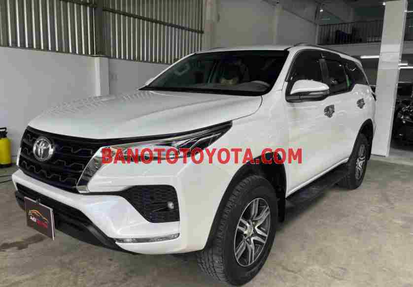 Bán Toyota Fortuner 2.4L 4x2 AT 2022 - Trắng