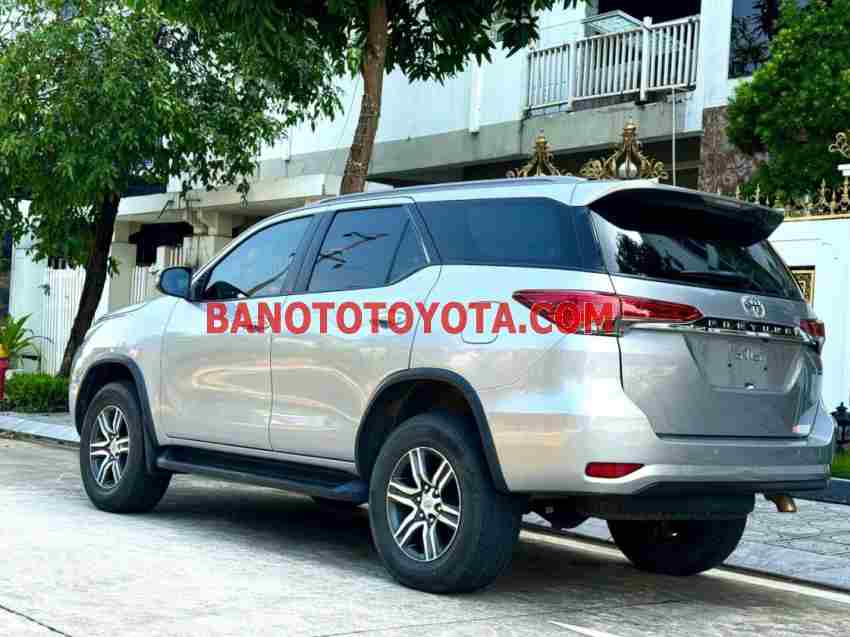 Toyota Fortuner 2.7V 4x2 AT năm 2017 cần bán