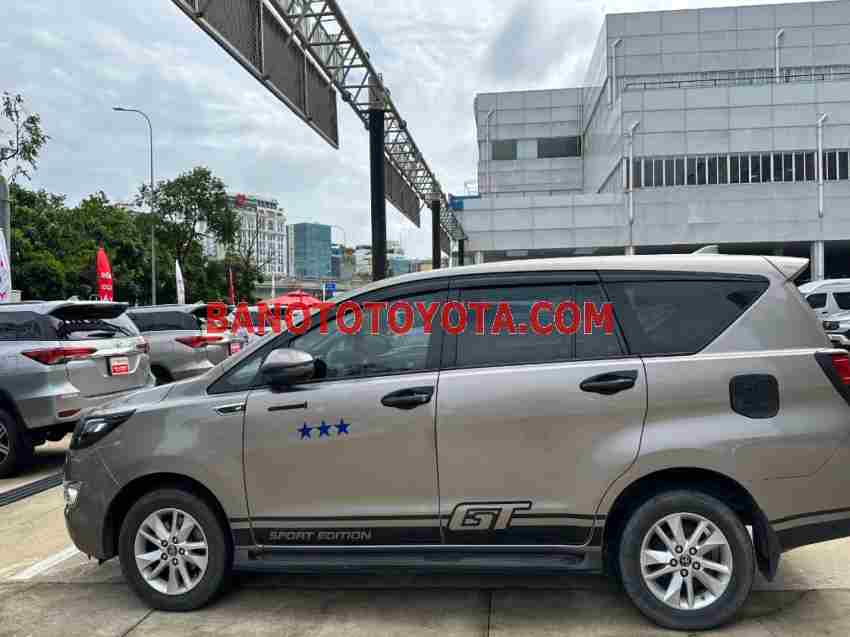 Cần bán Toyota Innova 2.0G Máy xăng 2018 màu Đồng