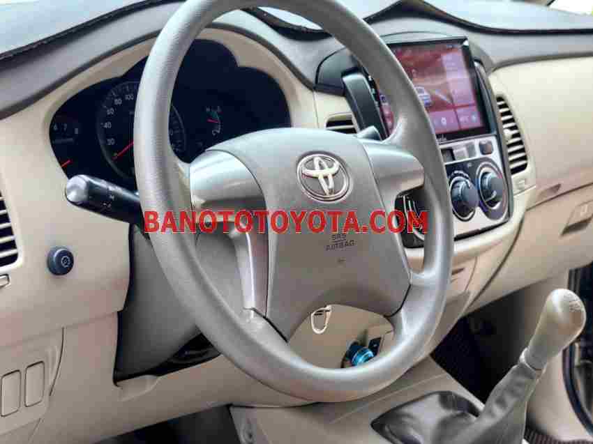 Toyota Innova 2.0E 2016 Máy xăng đẹp long lanh