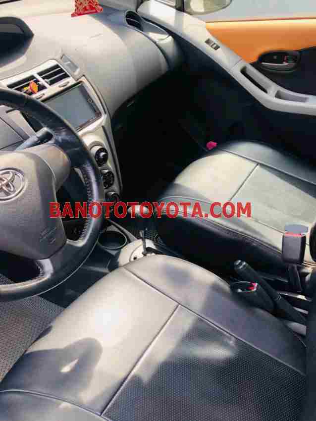 Cần bán Toyota Yaris 1.3 AT Máy xăng 2010 màu Trắng