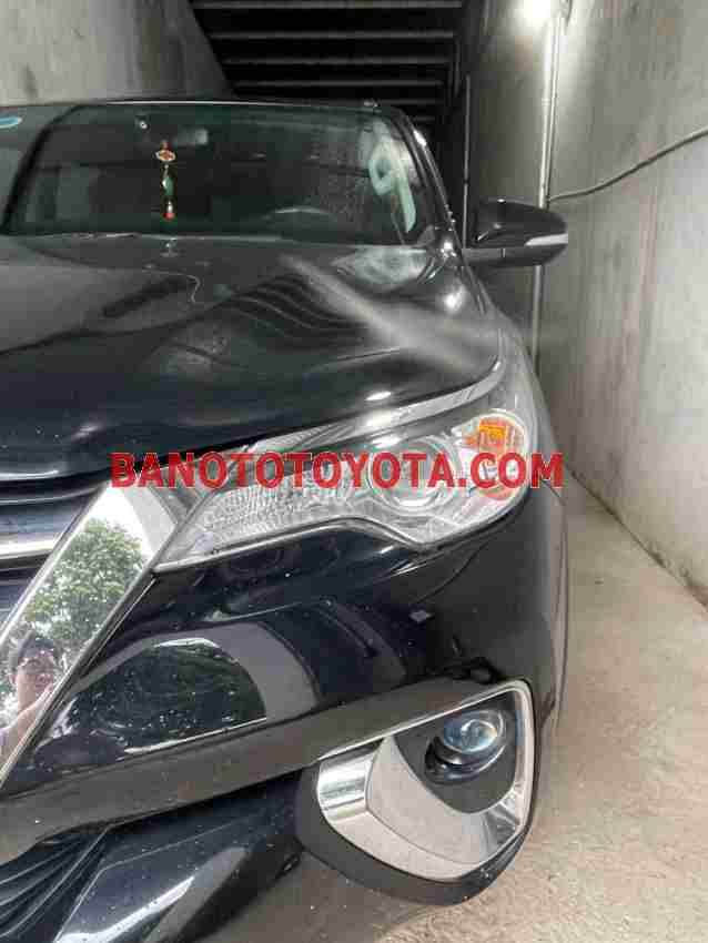 Cần bán xe Toyota Fortuner 2.7V 4x2 AT 2017, xe đẹp