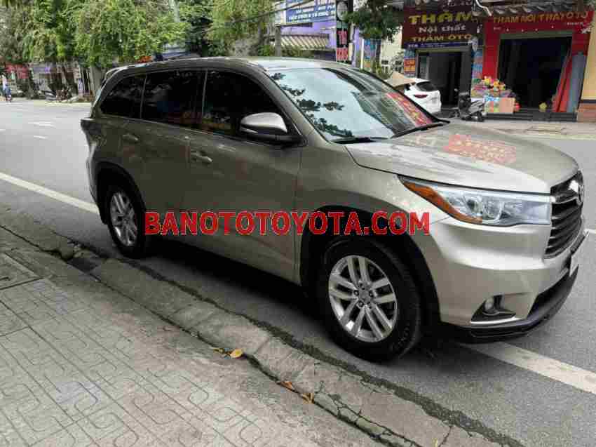 Cần bán gấp xe Toyota Highlander LE 2.7 năm 2015, màu Cát, Số tự động