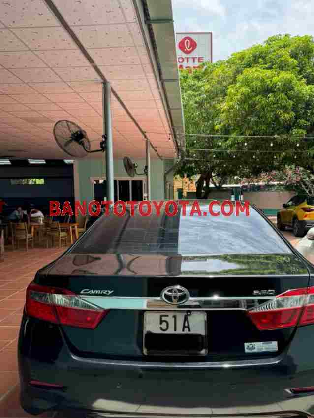 Toyota Camry 2.5Q năm sản xuất 2014 giá tốt