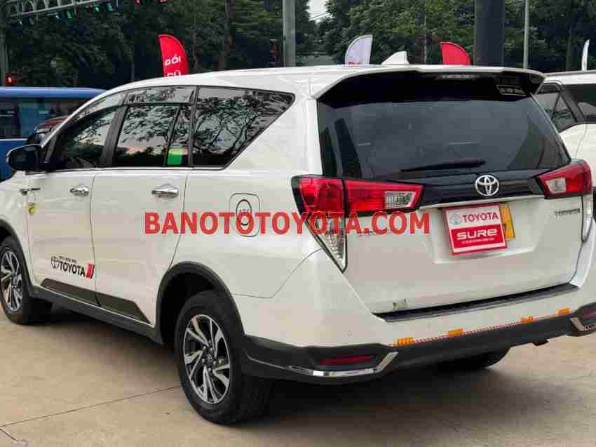 Toyota Innova Venturer 2.0 AT 2022 Số tự động giá đẹp