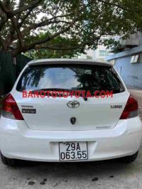 Cần bán gấp xe Toyota Yaris 1.3 AT 2010 màu Trắng