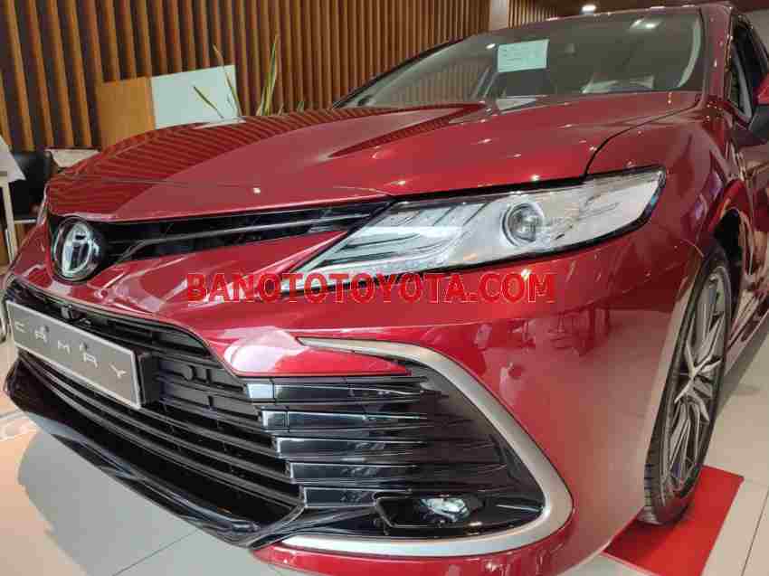 Toyota Camry 2.5Q 2024 Đỏ