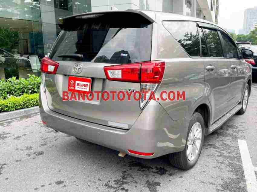 Cần bán gấp xe Toyota Innova 2.0G năm 2019, màu Đồng, Số tự động