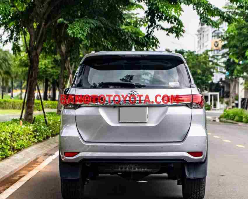 Cần bán Toyota Fortuner 2.4L 4x2 AT Máy dầu 2022 màu Bạc