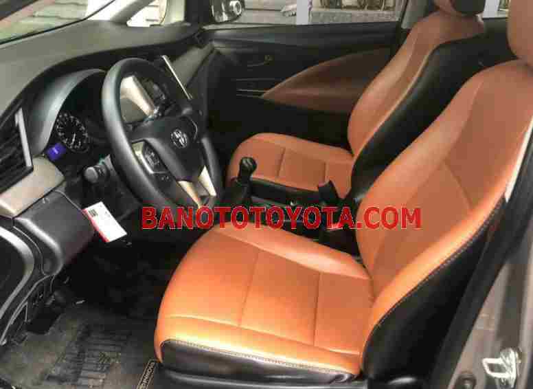 Bán xe Toyota Innova 2.0E sx 2019 - giá rẻ