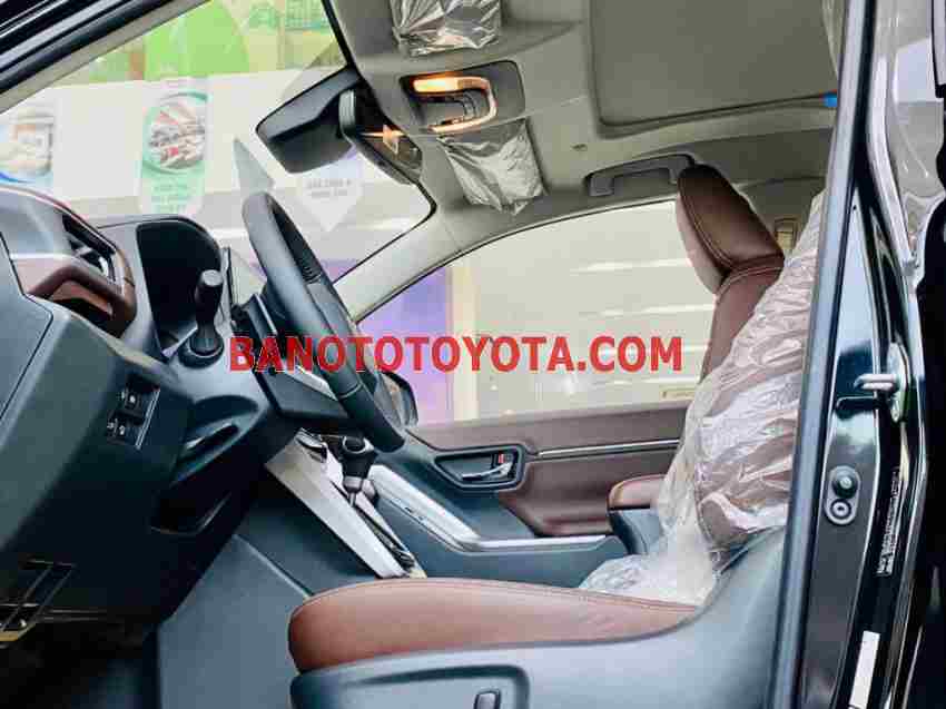 Toyota Innova Cross HEV 2.0 CVT 2024 xe đẹp từng centimet