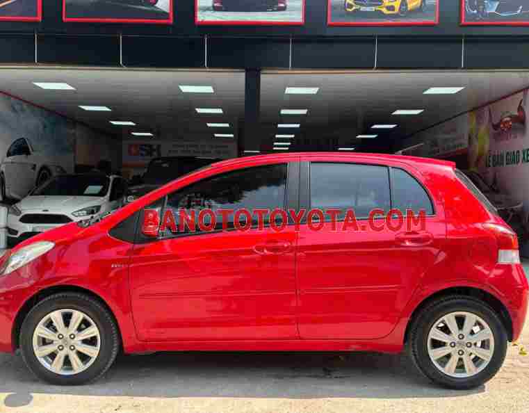 Cần bán xe Toyota Yaris 1.3 AT 2013, xe đẹp