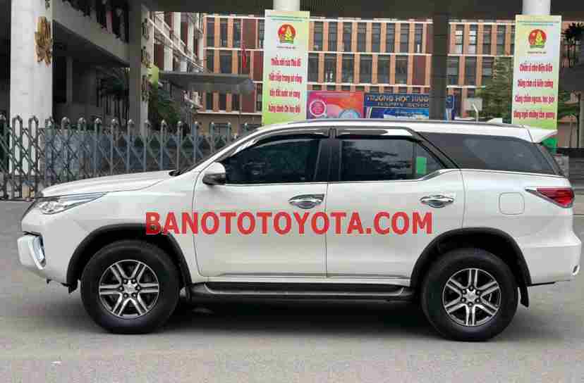 Cần bán xe Toyota Fortuner 2.4G 4x2 AT 2019, xe đẹp