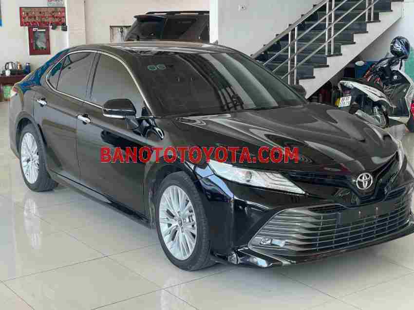 Cần bán xe Toyota Camry 2.5Q đời 2021