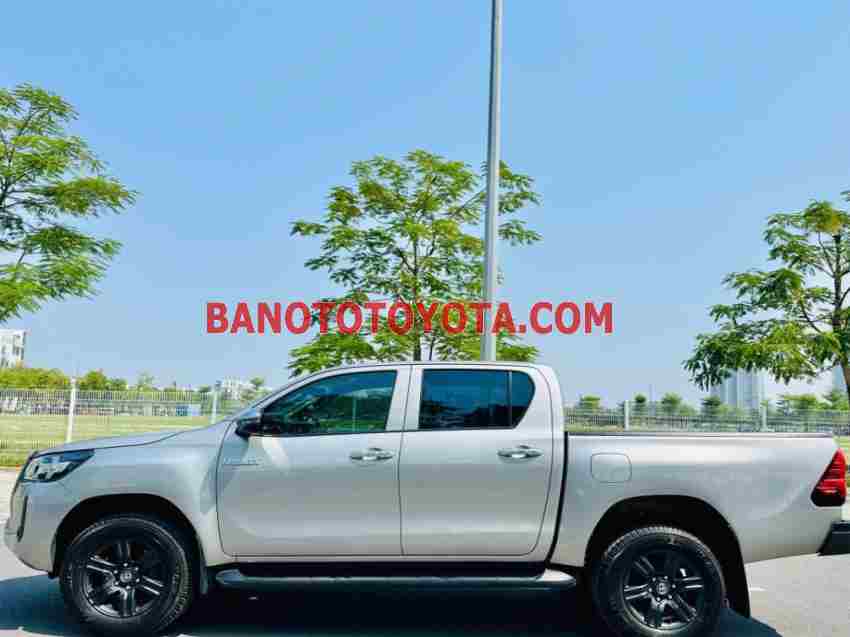 Toyota Hilux 2.4L 4x2 AT 2020 Máy dầu đẹp long lanh