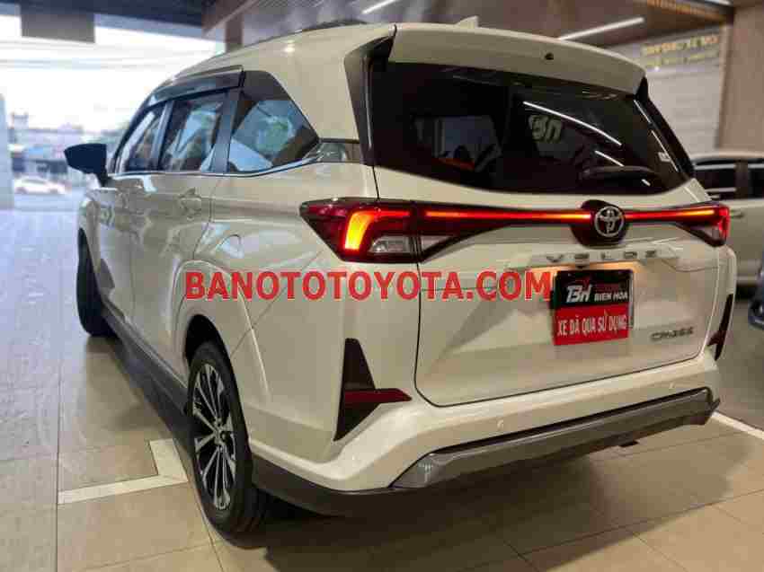 Cần bán xe Toyota Veloz Cross Top 1.5 CVT màu Trắng 2022