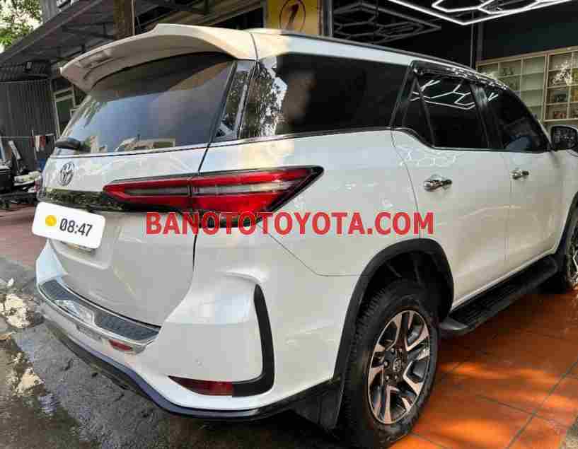 Cần bán xe Toyota Fortuner 2.4G 4x2 AT Legender đời 2021