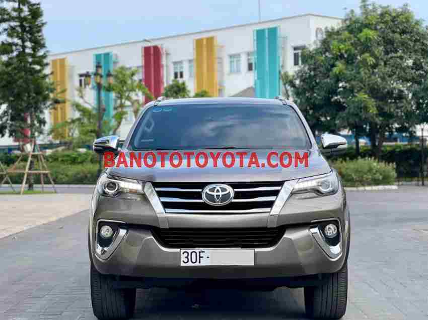 Bán Toyota Fortuner 2.8V 4x4 AT 2019 - Xanh