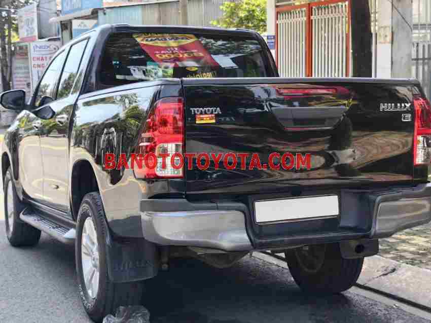 Toyota Hilux 2.5E 4x2 MT 2016 giá cực tốt